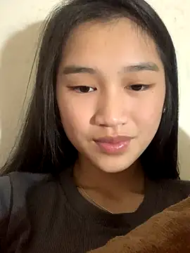 Snapshot of -Lie-06 chatting on November 2025 07:44:02 AM -Lie-06 online show from November 2025 07:44:02 AM