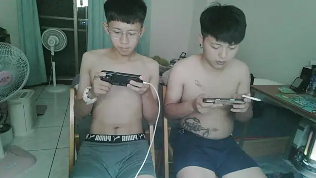 zhu000000 online show from April 2026 02:38:01 PM