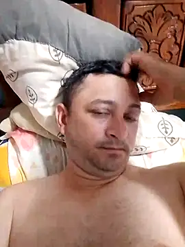 Snapshot of arnaldof50 chatting on October 2025 07:35:02 PM arnaldof50 online show from October 2025 07:35:02 PM