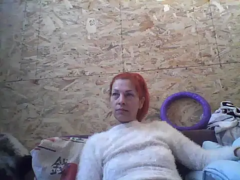 Snapshot of Milana38 chatting on September 2025 02:33:01 PM Milana38 online show from September 2025 02:33:01 PM