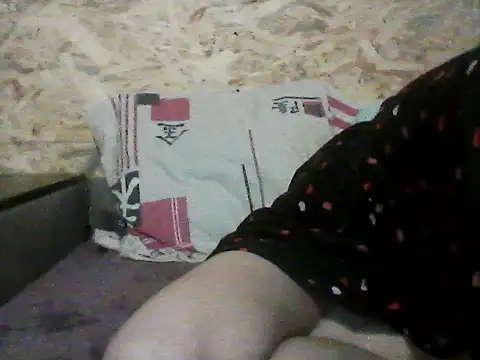 Snapshot of Milana38 chatting on November 2025 05:00:02 PM Milana38 online show from November 2025 05:00:02 PM