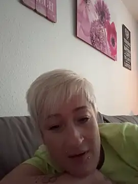 Rozendefotz online show from December 2025 07:14:02 AM