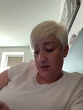 Rozendefotz online show from April 2026 12:50:01 PM