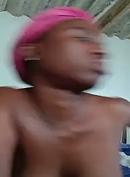 Snapshot of DesireXL chatting on October 2025 10:24:01 AM DesireXL online show from October 2025 10:24:01 AM