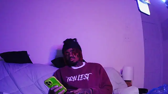 Snapshot of risktakinndolo chatting on October 2025 05:47:02 AM risktakinndolo online show from October 2025 05:47:02 AM