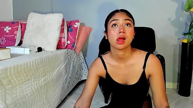 KimTayloor1 online show from September 2025 07:04:01 PM