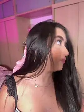 Emiily Moore1 online show from February 2026 11:25:02 PM