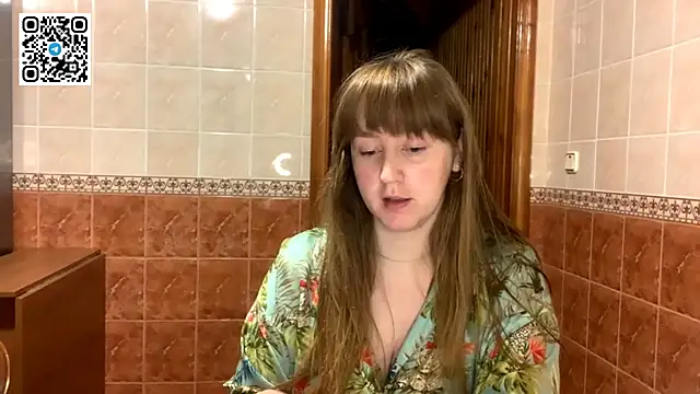 MaroonMoon  online show from October 2025 08:26:01 PM