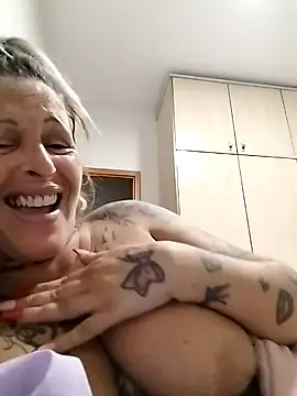 canariamorbosa online show from October 2025 11:35:02 PM