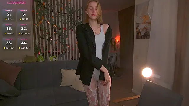 sofiapurex online show from November 2025 07:26:01 PM