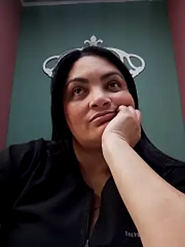 tiffany Johnson1 online show from November 2025 07:24:02 PM