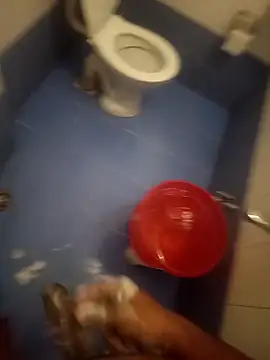 bobby3374 online show from November 2025 11:58:01 PM