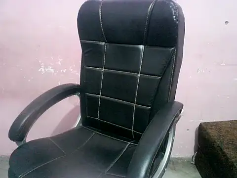 Snapshot of Rooshami_hot01 chatting on October 2025 04:46:01 PM Rooshami hot01 online show from October 2025 04:46:01 PM