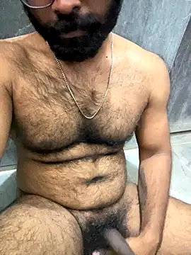 Snapshot of DJLOVE280825 chatting on November 2025 06:49:01 AM DJLOVE280825 online show from November 2025 06:49:01 AM