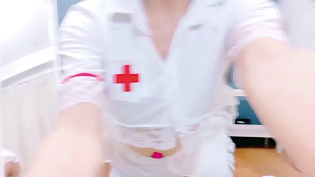 Snapshot of RIRI-style chatting on November 2025 02:26:01 PM RIRI-style online show from November 2025 02:26:01 PM