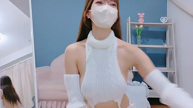 Snapshot of RIRI-style chatting on November 2025 08:55:01 AM RIRI-style online show from November 2025 08:55:01 AM