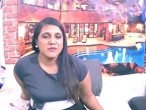 Snapshot of IndianSexyLady4u chatting on November 2025 03:03:01 PM IndianSexyLady4u online show from November 2025 03:03:01 PM