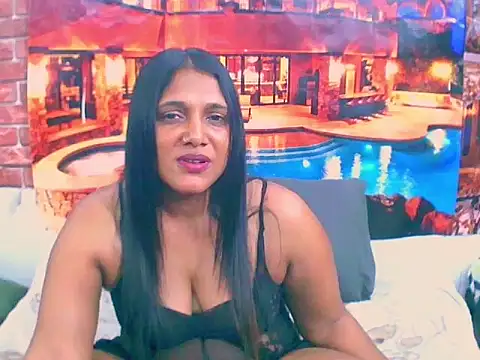 Snapshot of IndianSexyLady4u chatting on November 2025 06:48:02 PM IndianSexyLady4u online show from November 2025 06:48:02 PM