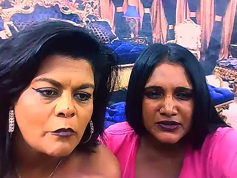 Snapshot of IndianSexyLady4u chatting on November 2025 11:09:01 AM IndianSexyLady4u online show from November 2025 11:09:01 AM