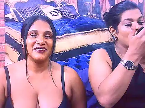 Snapshot of IndianSexyLady4u chatting on November 2025 07:38:01 PM IndianSexyLady4u online show from November 2025 07:38:01 PM