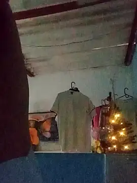 Snapshot of Srsexy18cm chatting on November 2025 05:46:02 PM Srsexy18cm online show from November 2025 05:46:02 PM