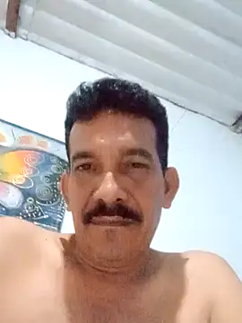 Snapshot of Srsexy18cm chatting on December 2025 02:50:02 AM Srsexy18cm online show from December 2025 02:50:02 AM