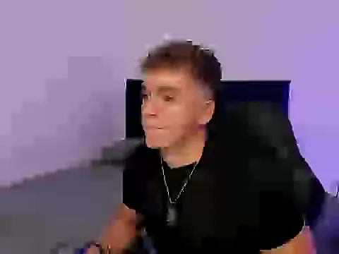 Snapshot of paull_george chatting on November 2025 03:56:01 PM paull george online show from November 2025 03:56:01 PM