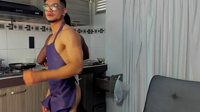 Snapshot of paull_george chatting on November 2025 05:35:02 PM paull george online show from November 2025 05:35:02 PM