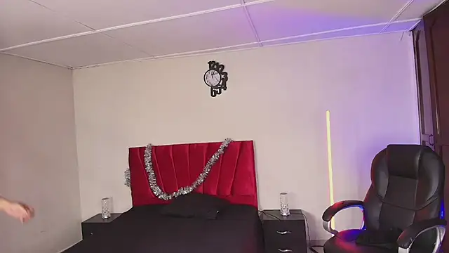 Snapshot of paull_george chatting on December 2025 05:30:01 PM paull george online show from December 2025 05:30:01 PM