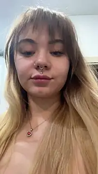 Snapshot of LunaMillie chatting on December 2025 06:08:02 AM LunaMillie online show from December 2025 06:08:02 AM