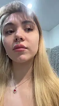 Snapshot of LunaMillie chatting on December 2025 10:56:02 AM LunaMillie online show from December 2025 10:56:02 AM