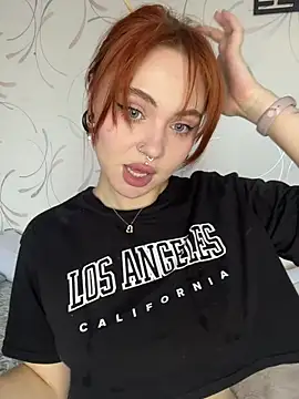 Snapshot of LunaMillie chatting on March 2026 11:38:02 AM LunaMillie online show from March 2026 11:38:02 AM