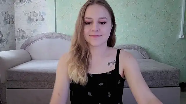 Snapshot of ShyMistery chatting on October 2025 10:59:02 AM ShyMistery online show from October 2025 10:59:02 AM