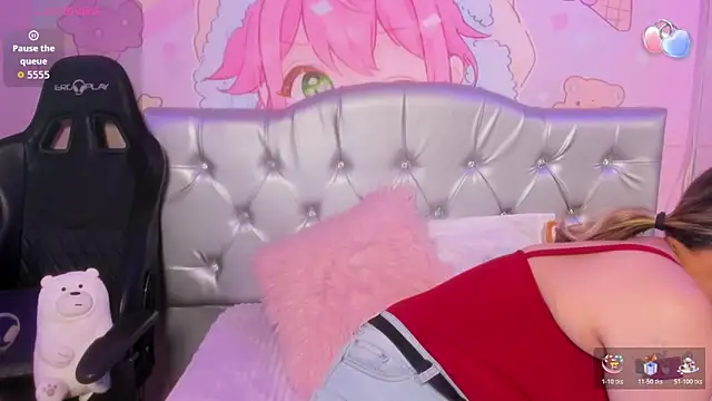 Jenny Wolridge  online show from October 2025 06:04:01 PM