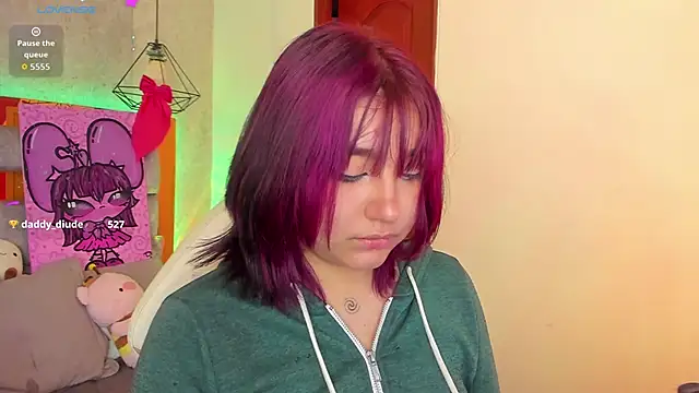 sophiievv online show from December 2025 07:15:02 AM