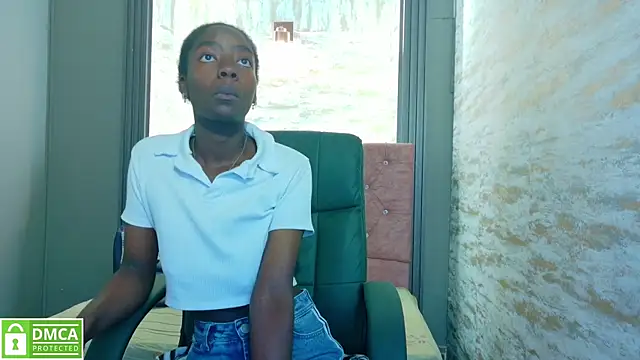 Snapshot of katia_green1 chatting on September 2025 11:44:02 AM katia green1 online show from September 2025 11:44:02 AM