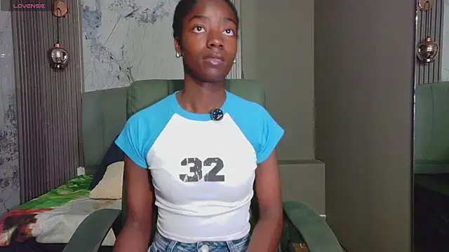 Snapshot of katia_green1 chatting on November 2025 11:49:01 AM katia green1 online show from November 2025 11:49:01 AM