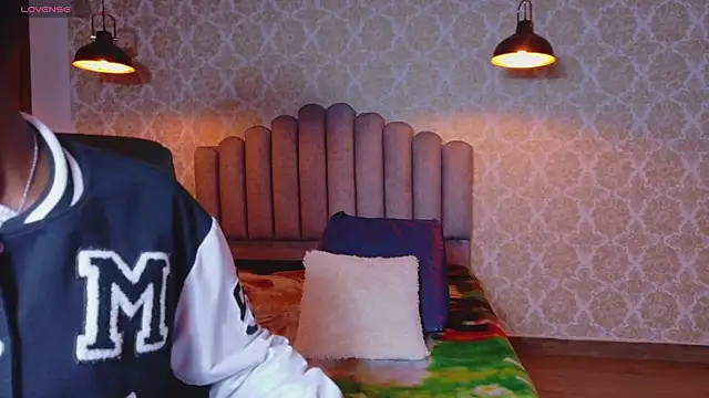 Snapshot of katia_green1 chatting on November 2025 12:20:01 PM katia green1 online show from November 2025 12:20:01 PM