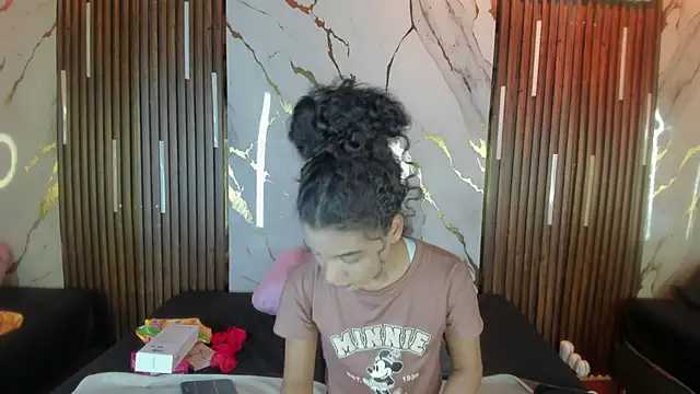 VictoriaDuart online show from October 2025 08:07:02 PM