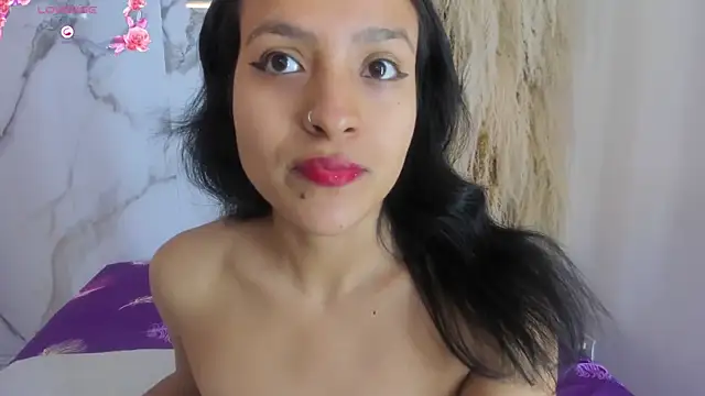 violettawatson online show from October 2025 01:09:01 PM