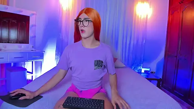 Shantal 777 online show from December 2025 02:43:02 AM