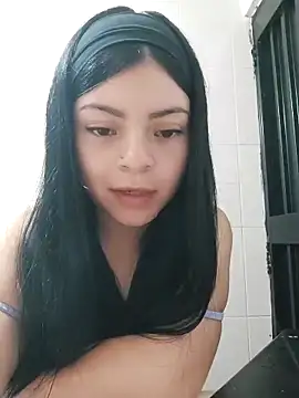 Snapshot of LunaJacobs chatting on November 2025 11:38:01 PM LunaJacobs online show from November 2025 11:38:01 PM