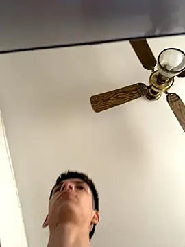 Snapshot of Luck__090 chatting on September 2025 04:39:01 PM Luck  090 online show from September 2025 04:39:01 PM