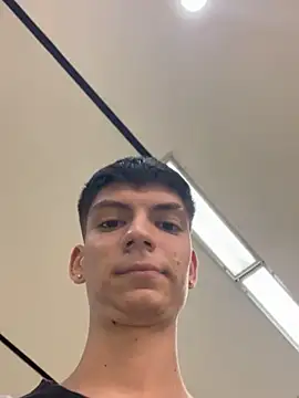 Snapshot of Luck__090 chatting on September 2025 01:40:02 AM Luck  090 online show from September 2025 01:40:02 AM