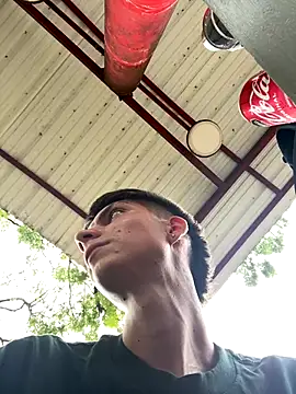 Snapshot of Luck__090 chatting on September 2025 07:05:01 PM Luck  090 online show from September 2025 07:05:01 PM