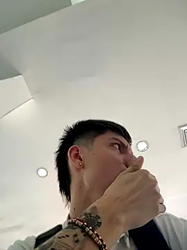 Snapshot of Luck__090 chatting on September 2025 04:10:02 PM Luck  090 online show from September 2025 04:10:02 PM