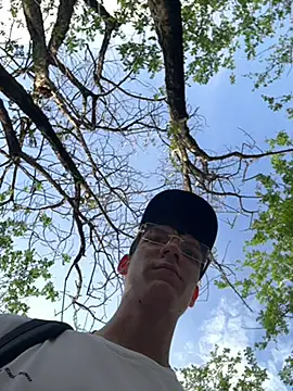 Luck  090 online show from April 2026 09:15:01 PM