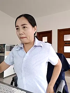 Snapshot of bingxin- chatting on September 2025 07:02:02 AM bingxin- online show from September 2025 07:02:02 AM