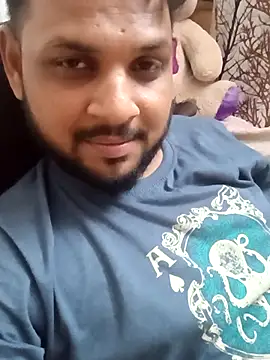 itzrocky1 online show from September 2025 05:24:02 PM