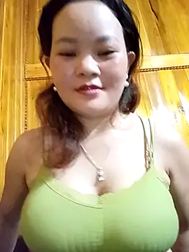 Snapshot of ctm-cute chatting on November 2025 10:35:02 AM ctm-cute online show from November 2025 10:35:02 AM